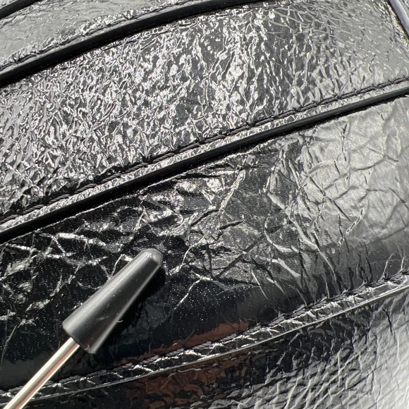 Chanel Black glazed calf Leather Women's shoulder Bag - Picture 11 of 11